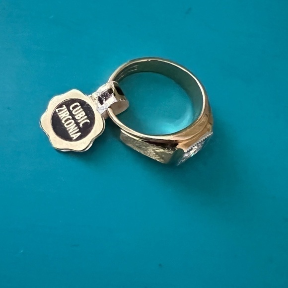 14k Gold Electroplated Square Cubic Zirconia Cocktail Statement Ring Size 9 - Picture 5 of 6